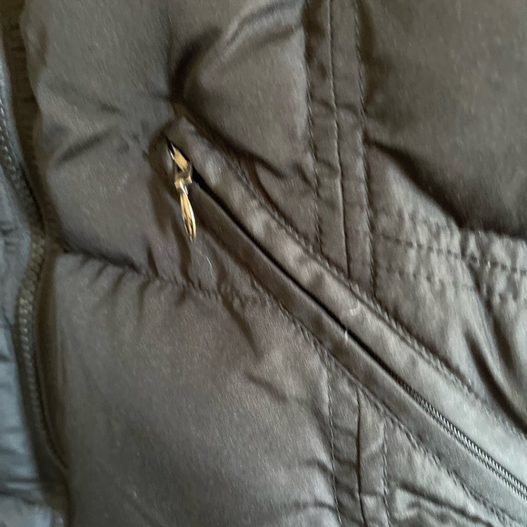 U.S Polo Assn. USPA - Puffer Vest - Picture 3 of 11